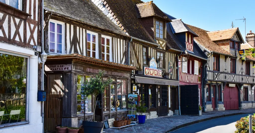 découvrez la cuisine normande authentique : des recettes traditionnelles aux saveurs du terroir de normandie, entre pommes, produits laitiers et fruits de mer.
