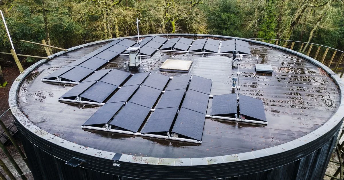 découvrez nos panneaux solaires performants et écologiques pour une énergie renouvelable et économique.
