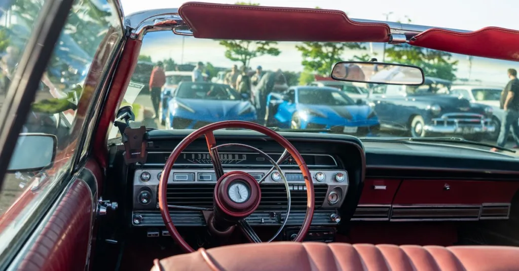 découvrez une collection unique de véhicules vintage, alliant charme d'antan et élégance intemporelle. plongez dans l'histoire automobile avec nos véhicules classiques restaurés.