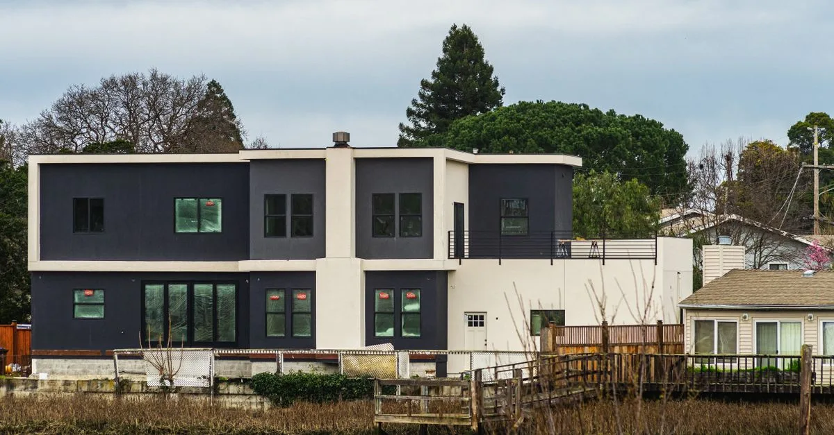 découvrez des conseils et astuces pour la rénovation de votre maison, améliorez votre espace de vie avec des idées innovantes et des solutions adaptées à votre budget.
